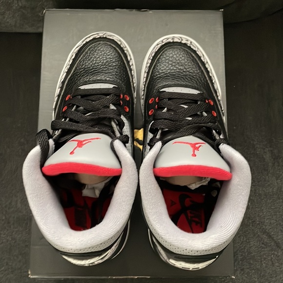 Jordan 3 OG Black Cement - Picture 4 of 6
